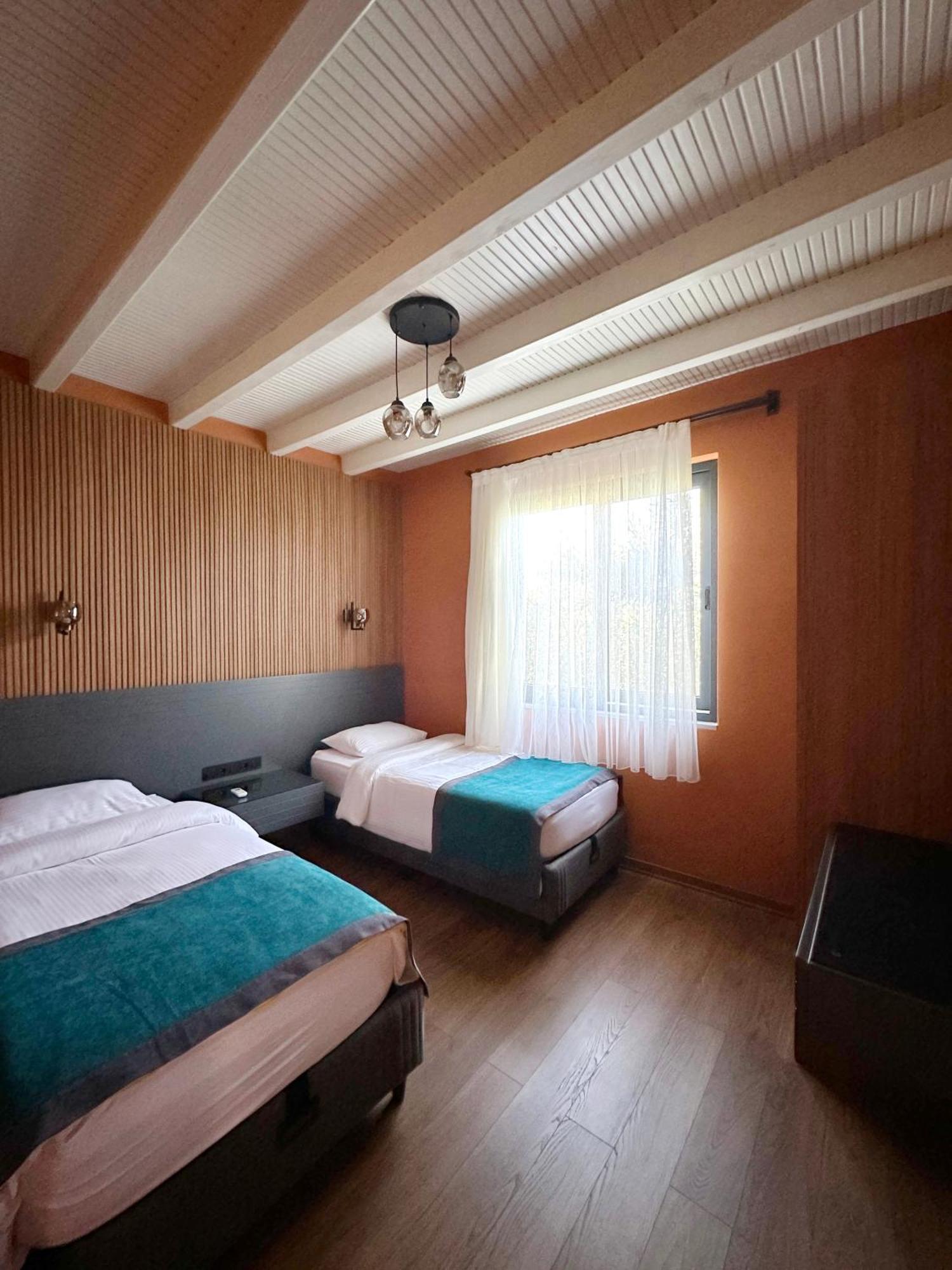 Azur Hotel Çıralı Exterior foto